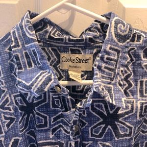 Hawaiian shirt or Aloha shirt